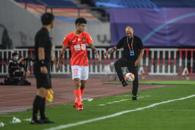 辽宁重新夺回积分榜第一！提前13轮锁定季后赛